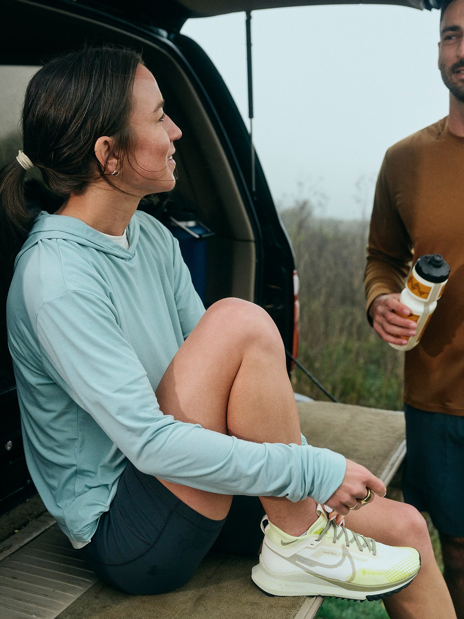 Women's Elevate Lightweight Hoodie - Heather Birch